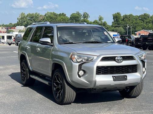 Classic Silver Metallic 2016 Toyota 4Runner SR5 Premium