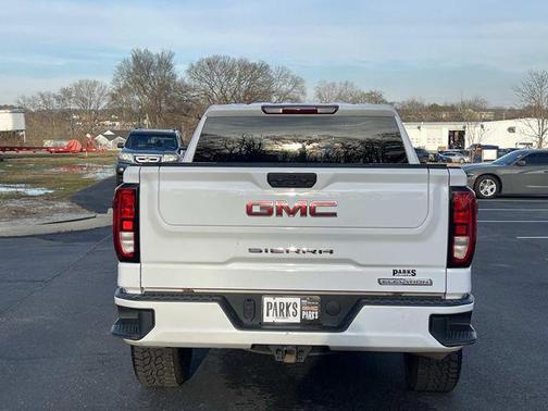 2022 GMC Sierra 1500 Elevation