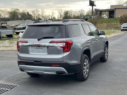 Sterling Metallic 2023 GMC Acadia FWD SLE