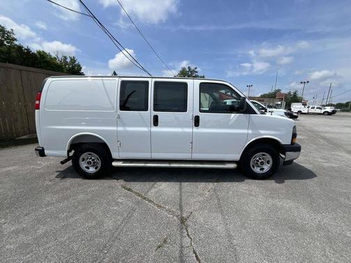 Summit White 2025 GMC Savana 2500 Work Van