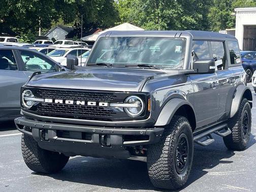 Carbonized Gray Metallic 2024 Ford Bronco Wildtrak