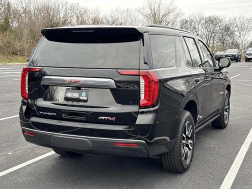 2022 GMC Yukon 4WD AT4