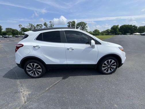 Summit White 2022 Buick Encore Preferred