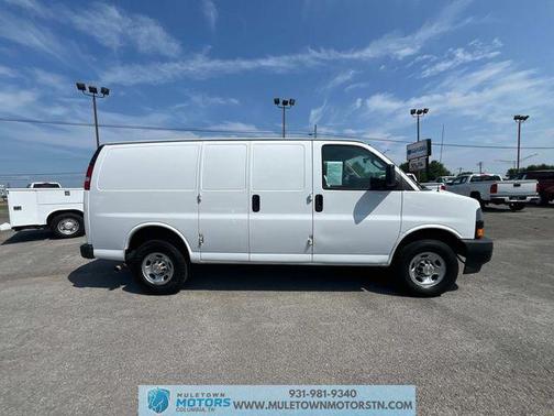 2022 Chevrolet Express 2500 RWD 2500 Regular Wheelbase WT