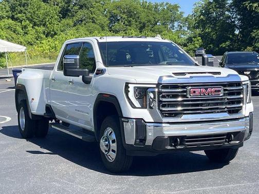 Summit White 2025 GMC Sierra 3500 SLT