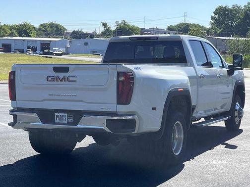 Summit White 2025 GMC Sierra 3500 SLT