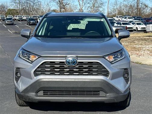 2021 Toyota RAV4 Hybrid XLE