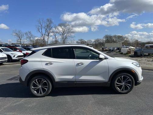 2022 Buick Encore GX Essence