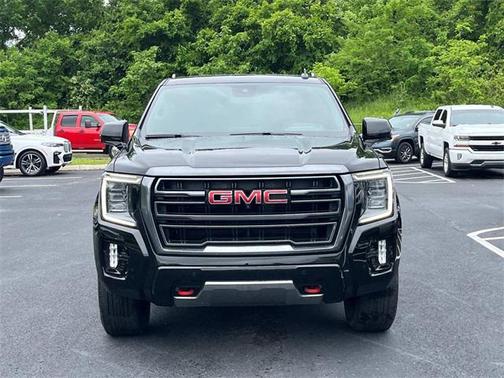 2023 GMC Yukon XL 4WD AT4