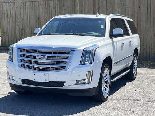 Crystal White Tricoat 2019 Cadillac Escalade ESV Luxury