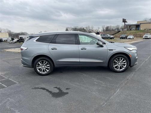 2024 Buick Enclave Avenir AWD