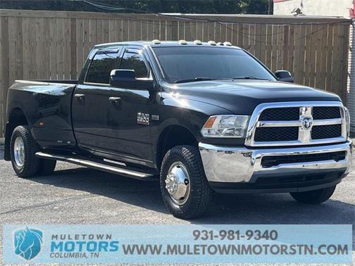 2017 RAM 3500 Tradesman Crew Cab 4x4 8' Box