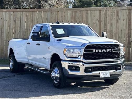 2024 RAM 3500 Big Horn Crew Cab 4x4 8' Box