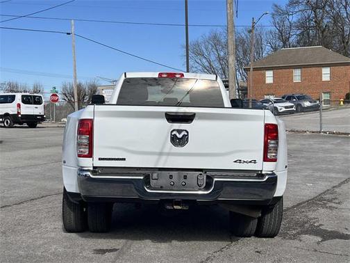 2024 RAM 3500 Big Horn Crew Cab 4x4 8' Box