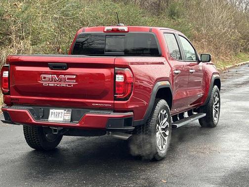 2025 GMC Canyon Denali