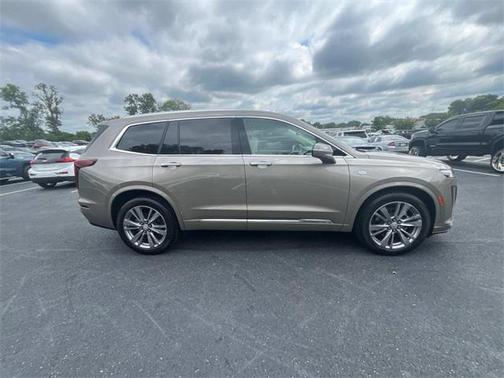 2023 Cadillac XT6 Premium Luxury FWD