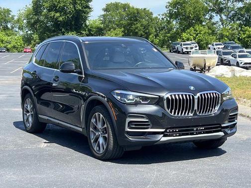 Black Sapphire Metallic 2023 BMW X5 PHEV xDrive45e