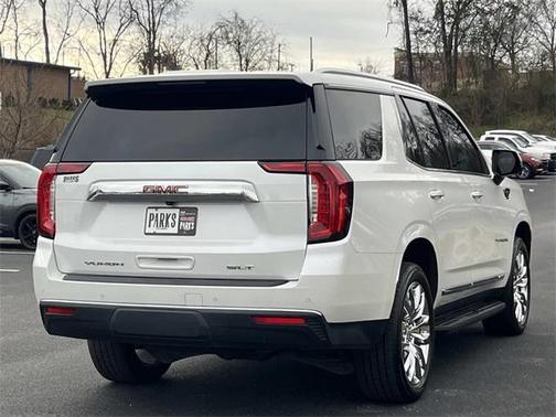 2022 GMC Yukon SLT