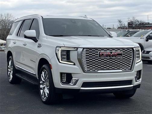 2022 GMC Yukon SLT