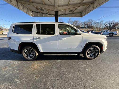 2024 Jeep Wagoneer Series II 4x2