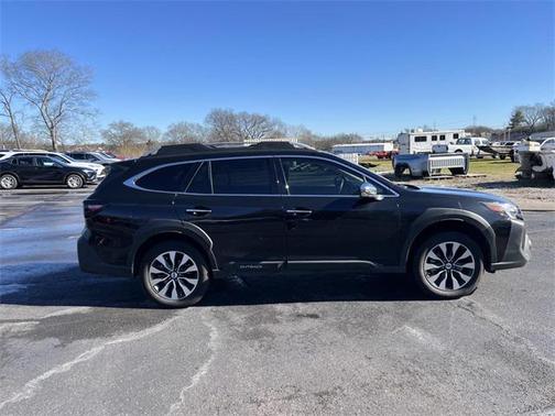 2024 Subaru Outback Touring