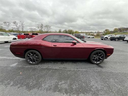 2021 Dodge Challenger SXT