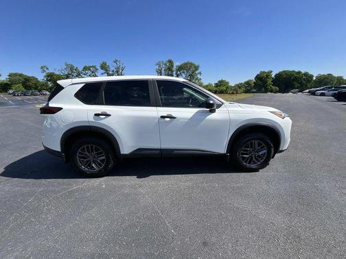Glacier White 2025 Nissan Rogue S