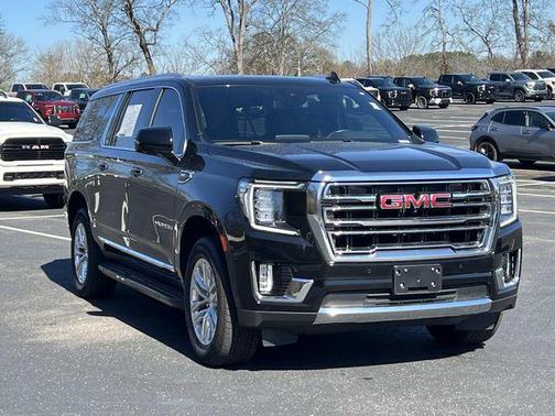 2023 GMC Yukon XL SLT