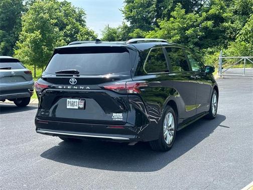 2021 Toyota Sienna Limited 7-Passenger