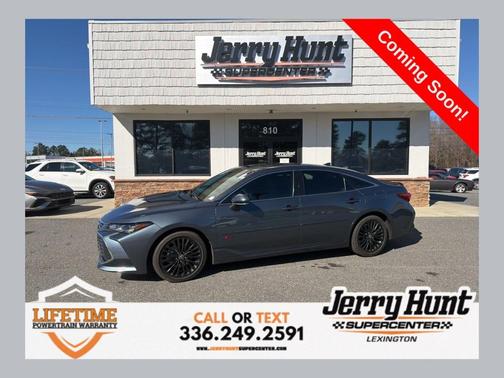 2022 Toyota Avalon Hybrid Limited