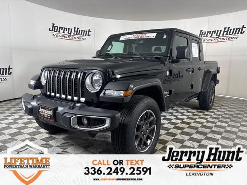 2023 Jeep Gladiator Overland