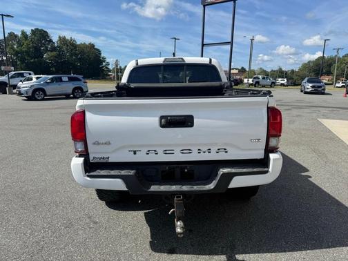 2021 Toyota Tacoma SR