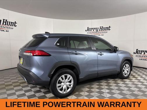 CELESTITE 2024 Toyota Corolla Cross L