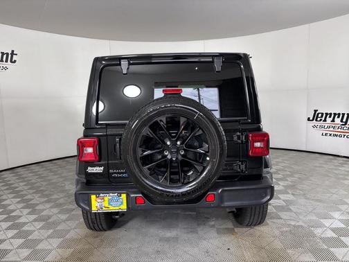 2025 Jeep Wrangler 4xe Sahara