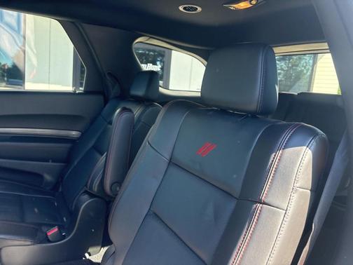 White Knuckle Clearcoat 2023 Dodge Durango GT