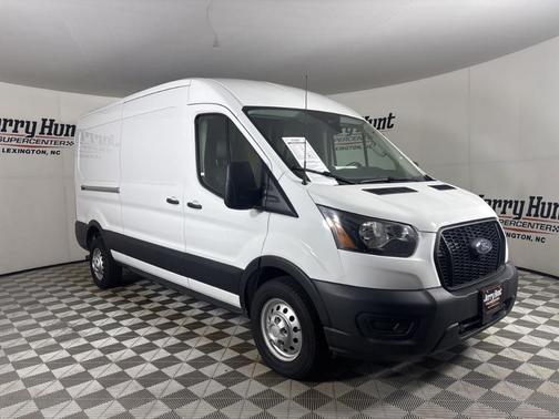 Oxford White 2023 Ford Transit-250 Base