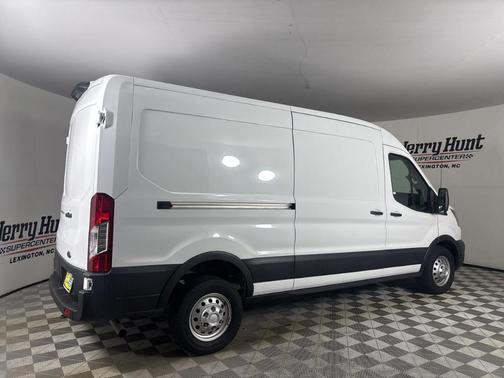 Oxford White 2023 Ford Transit-250 Base