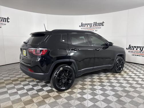 2022 Jeep Compass Altitude
