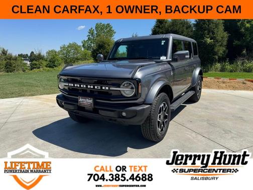 2023 Ford Bronco Outer Banks
