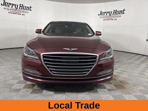 Pamplona Red 2017 Genesis G80 3.8