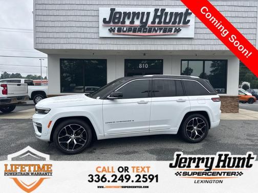 2022 Jeep Grand Cherokee Summit