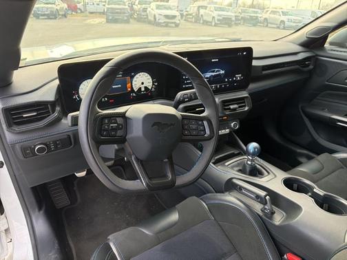 2024 Ford Mustang Dark Horse