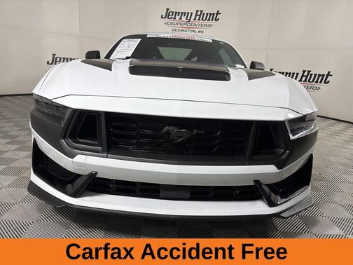 2024 Ford Mustang Dark Horse