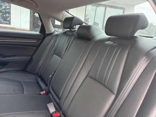 Gray 2022 Honda Accord Sport SE