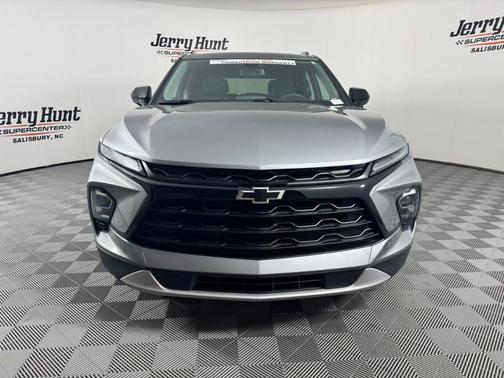 Sterling Gray Metallic 2024 Chevrolet Blazer LT