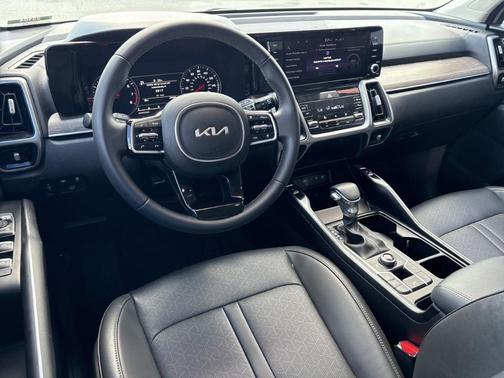 2022 Kia Sorento X-Line EX