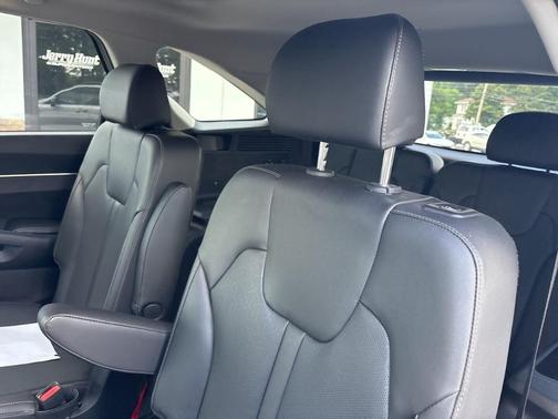 2022 Kia Sorento X-Line EX