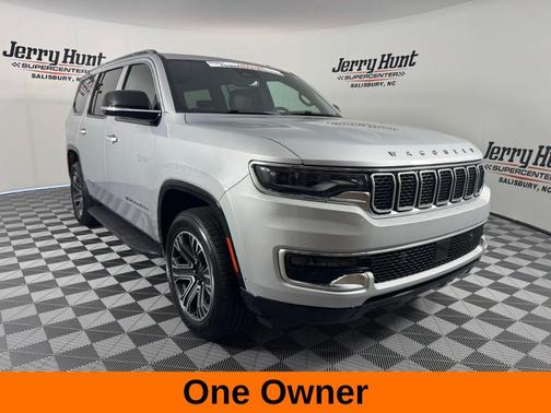 2024 Jeep Wagoneer Base