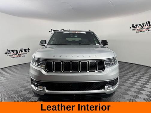 2024 Jeep Wagoneer Base