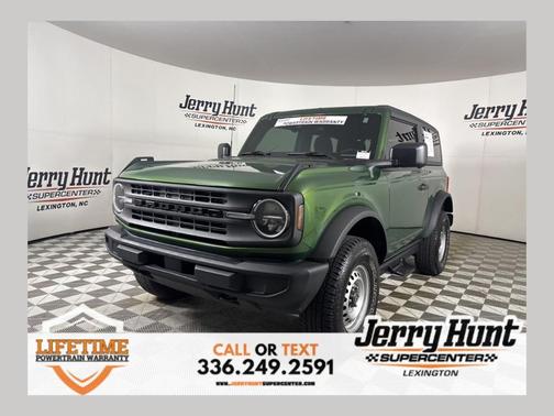 Eruption Green Metallic 2023 Ford Bronco Base